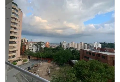 Venta De Apartamento De 221mts En Los Cristales, Oeste De Cali, 9367.