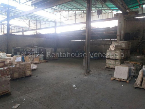 En Venta Galpón Ubicado En Palo Verde, Doble Altura. Ch.