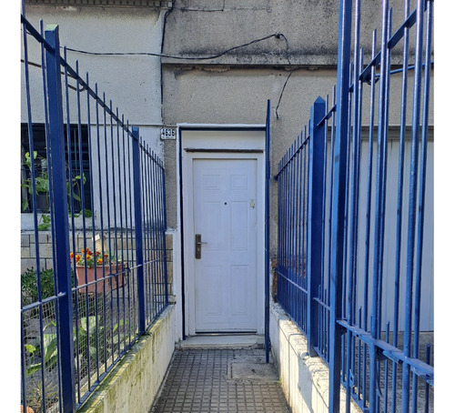 Musetti Alquila En Sayago: Excelente Casa De 2 Dorm., Y Demás Sobre Avenida