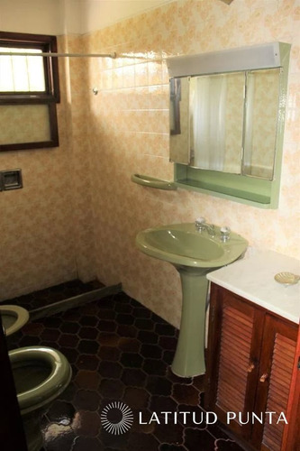 Imagen 8 de 17 de Casa En Pinares, 2 Dormitorios Más Casa De Huéspedes