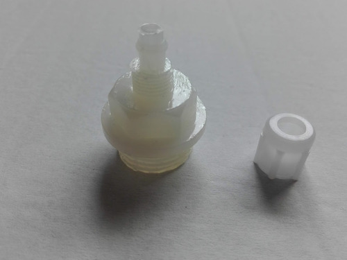 Imagen 2 de 9 de Conector Dispenser Purificador Agua Rosca 1/2 A 1/4
