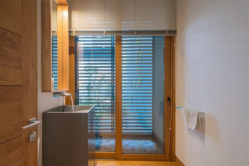 Departamento En Arriendo De 3 Dorm. En Las Condes