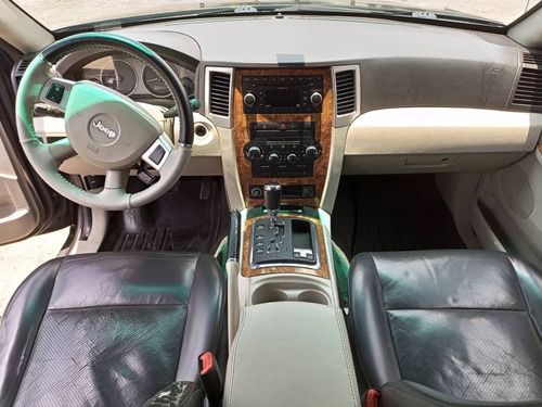 Imagen 7 de 11 de Jeep Grand Cherokee