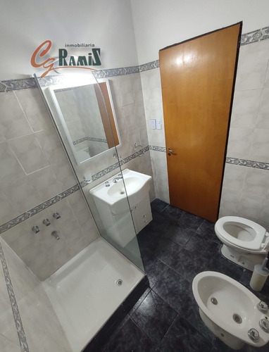 Imagen 14 de 15 de Casa Triplex En Venta 4amb. Oribe 1900 Ituzaingo