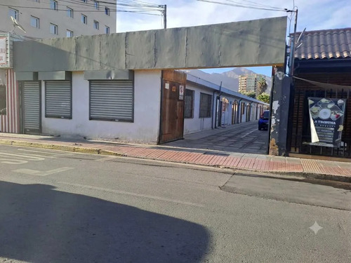 En Arriendo Local Con Excelente Ubicación (175562)