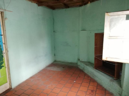 Imagen 8 de 22 de Con Renta $120.000 Tucuman 2600 400 M2 En 4 Plantas Sin Expensas