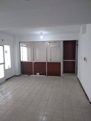 Imagen 4 de 18 de Local Comercial - Bº Centro- Excelente Ubicacion!!