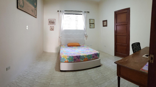 Altamira Excelente Ubicación Casa Con Anexos Independientes Espectacular Terreno 17 Puestos De Estacionamientos Amplio Jardín