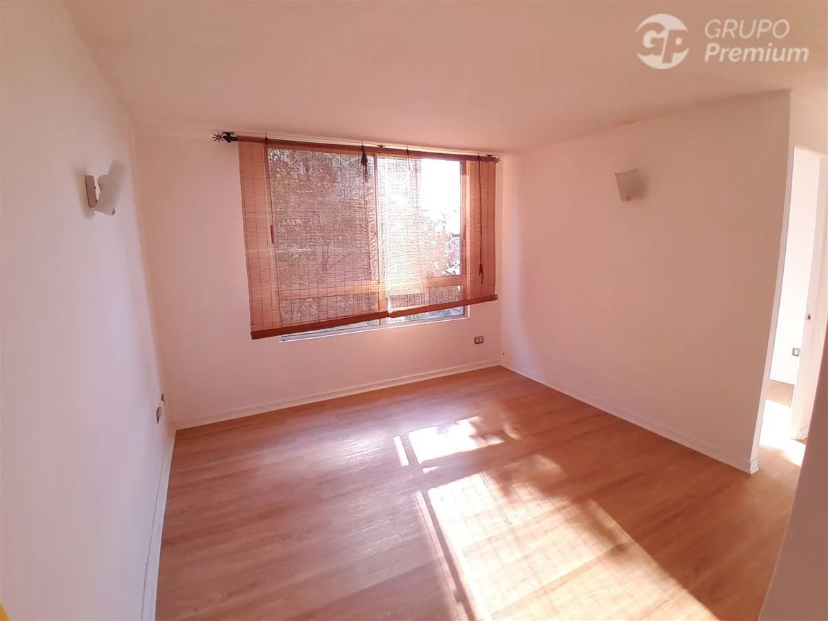 Imagen 3 de 12 de Departamento En Arriendo En Santiago Dos Dormitorios
