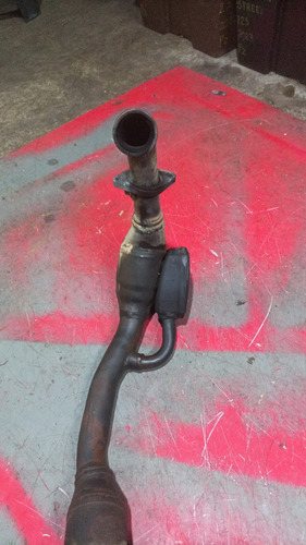 Escape Bajaj Dominar 250 2021 Detalle Moldura (Usado)
