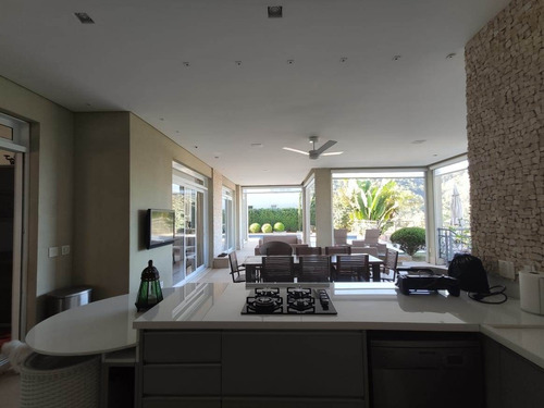 Tamboré 10 | Casa Alto Padrão | Vista Para Reserva | Piscina Aquecida | Adega Climatizada | Sala De Ginástica | 4 Suítes - Cnc1199