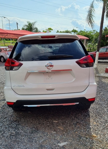 Imagen 9 de 14 de Nissan X-trail 2018 2.5 Sense 2 Row Cvt