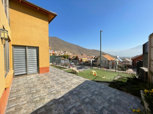 Imagen 18 de 22 de Amplia Y Acogedora Casa En Exclusivo Sector Alto De Mirador