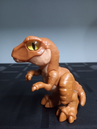 Imaginext Jurassic World Baby Tiranosaurio Rex Fisher Price