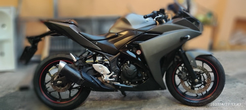 Imagem 3 de 11 de Yamaha Yzf R3