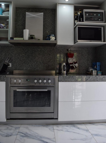 Imagen 9 de 26 de Amplio Chalet De 5 Ambientes En Villa Carlos Paz Vende O Permuta Por Propiedad En Pinamar, Buenos Aires O Carilo.
