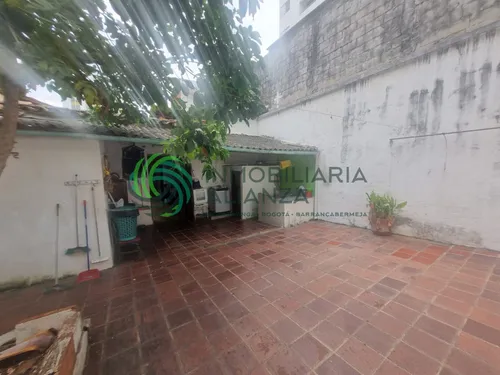 Casa En Venta En Antonia Santos. Cod V61682