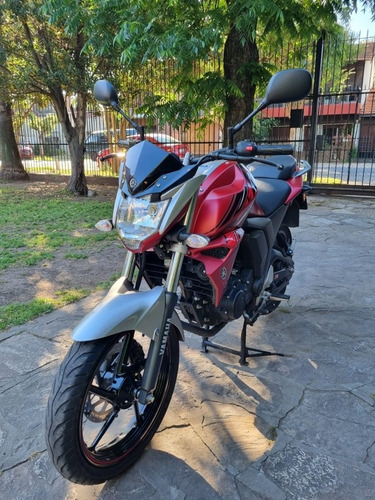 Imagen 3 de 9 de Yamaha Fz Fi S