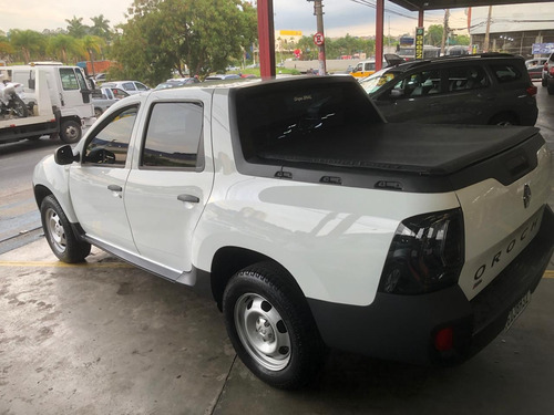 Renault Oroch 1.6 16V SCE FLEX PRO MANUAL