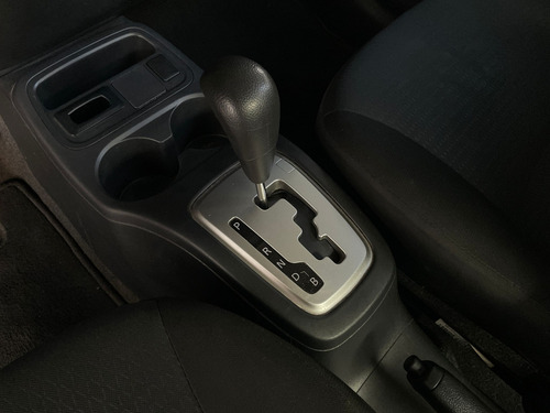 Dodge Attitude 1.2 Se At