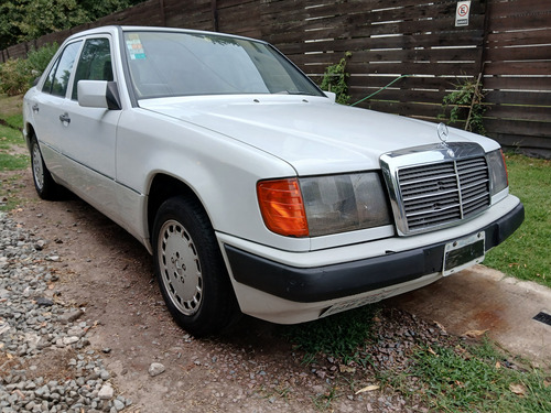 Mercedes-Benz 230 2.3 E