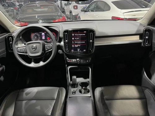 Volvo XC40 1.5 T5 Inscription Expression Recharge (plug-in) 5p Hibrido