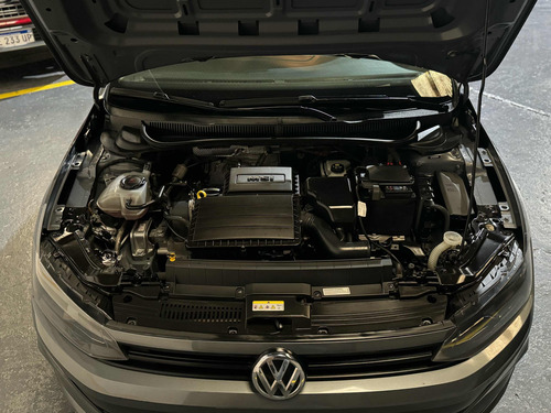Volkswagen Polo 1.6 Msi Trendline At