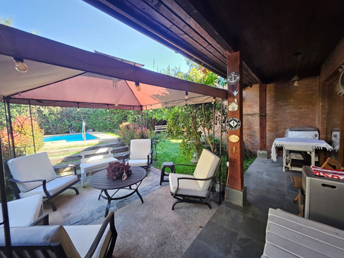 Broker Lomas 4d-5b-piscina- Patio- Sala Estar-