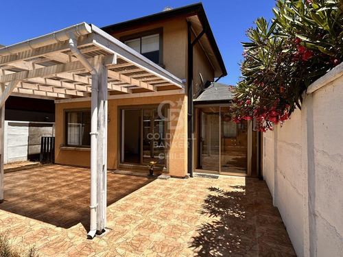 Se Vende Casa Modelo Caburga En San Pedro Del Valle.