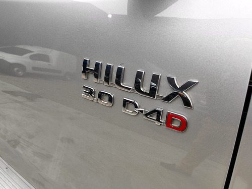 Toyota Hilux 3.0 Srv Cab. Dupla 4x4 4p