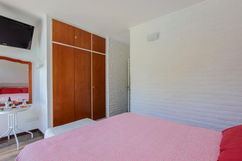 Venta De Casa 5 Ambientes En Banco Provincia - Zona Golf, Moreno