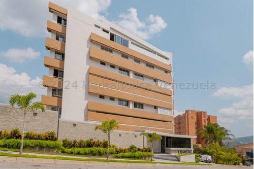 En Venta Espectacular Apartamento A Estrenar En Mirador De Los Campitos Mls 24-19939 Zr