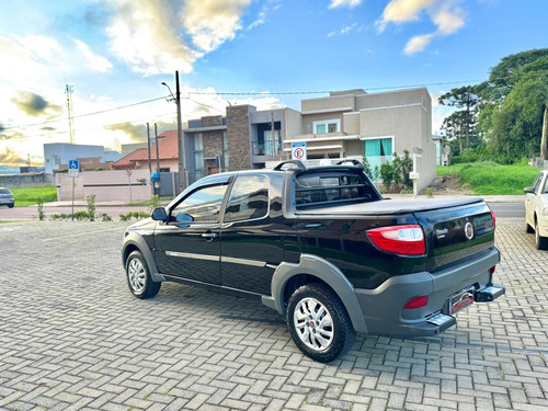 Fiat Strada 1.4 Hard Working Cab. Dupla Flex 3p