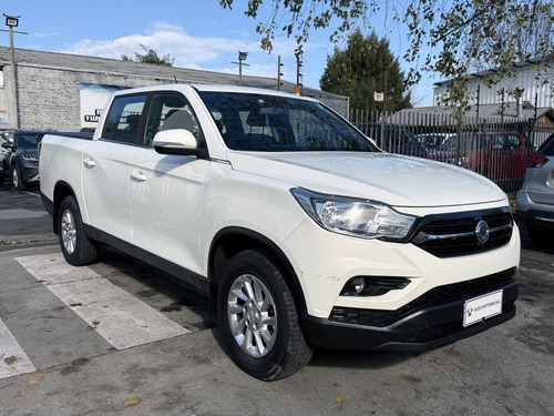 Ssangyong Musso Grand 2.2