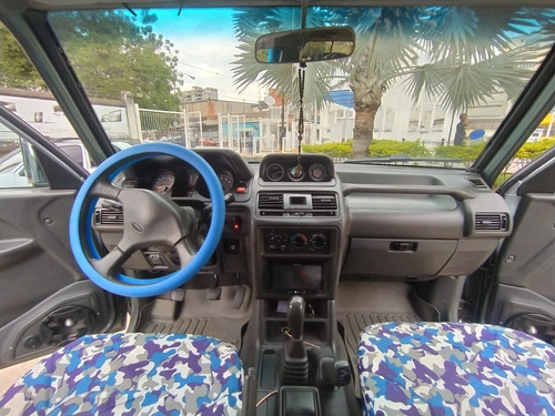 Imagen 10 de 15 de Mitsubishi Montero 1.3