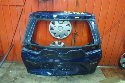 Quinta Puerta Azul Honda Crv Con Detalle 32782