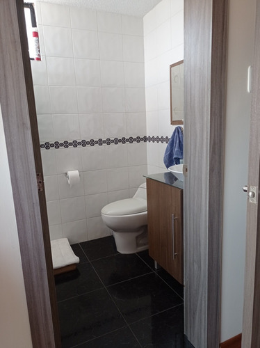 Casa De 4 Habitaciones Con 4 Baños