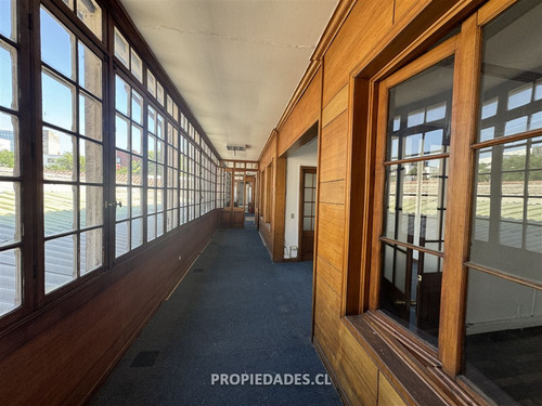 Oficinas-local Comercial Arriendo En Stgo Metro Los Héroes