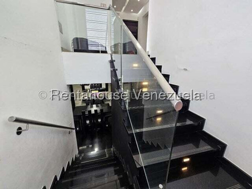 Maribel Morillo Asesor Inmobiliario De Rentahouse Vende Fabulosa Y Moderna; Casa Duplex; Recien Remodelada; Conjunto Privado; Cercano A La Intercomunal De Cabudare Lara