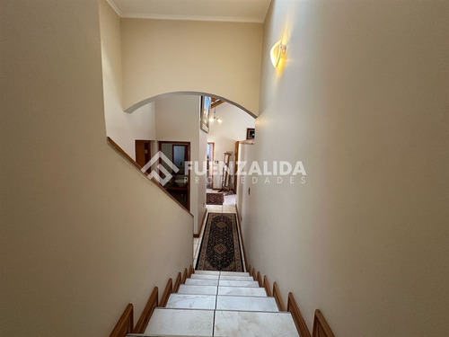 Casa En Venta De 5 Dorm. En Coquimbo
