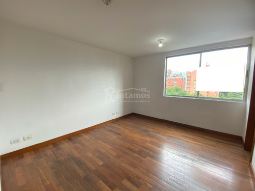 Apartamento En Arriendo En Santa Maria De Los Angeles. Cod A776166