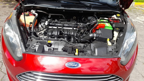 Imagen 15 de 17 de Ford Fiesta 1.6 Titanium 5p