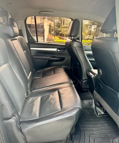 Toyota Hilux 2.8 Srv