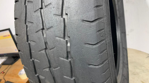 Pneus Ovation V-02 215/65 R16 109/107t (Usado)