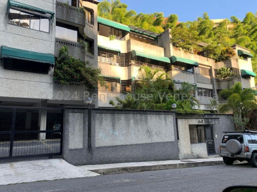 Se Vende Apartamento En La Urbanización Miranda. 24-16752