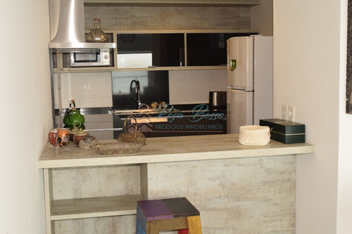 Apartamento En Peninsula, 2 Dormitorios *- Ref: 2221