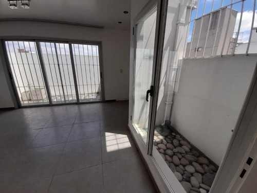 Imagen 6 de 11 de Departamento En Venta En Moron Sur