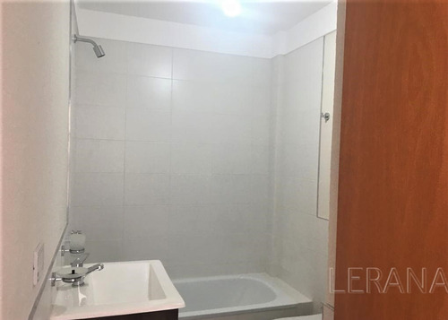 Imagen 5 de 9 de Venta 2 Ambientes . Patio A Estrenar Castelar Norte