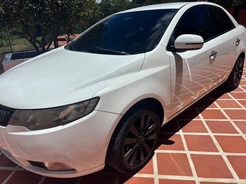 Kia CERATO FORTE 1.6 Sx