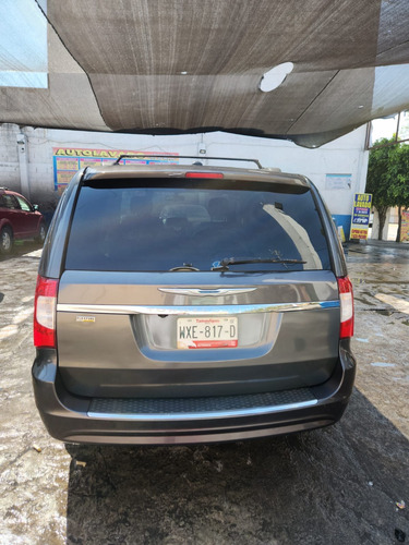 Chrysler Town & Country 3.6 Limited Mt